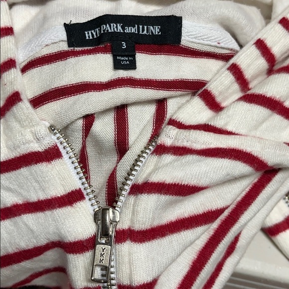 Soft & Comfy Hye Park & Lune Zippered Hooded Sweatshirt - Picture 10 of 12